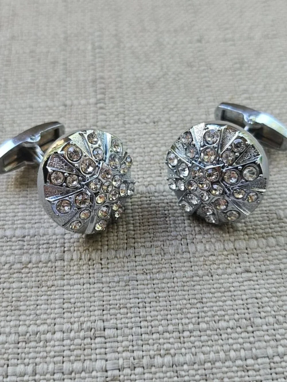 Crystals Accent Cufflinks Men Jewelry Fashion Silver Tone Stud Round Cuff Links